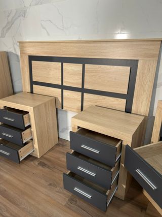CONJUNTO DE DORMITORIO CABECERO + MESITAS DE NOCHE