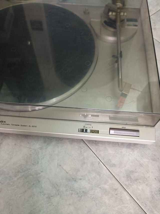Giradischi Technics SL-B210 leggi descrizione  Il