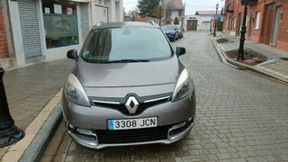 Renault Grand Scenic 2015