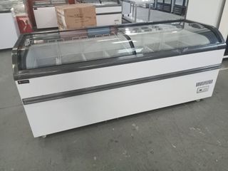 CONGELADOR INDUSTRIAL PUERTAS CORREDERAS CURVO