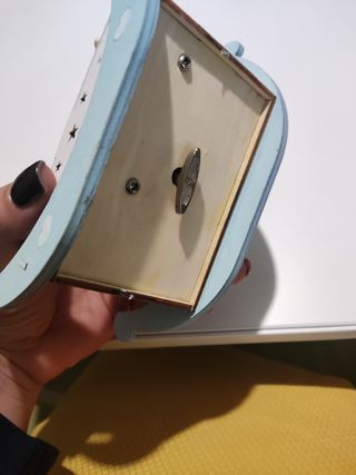 Carillon vintage in legno colorato