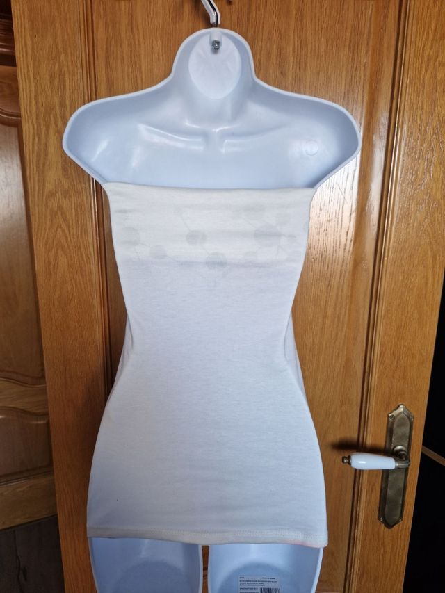 Blusa-top. Talla S. Nueva. 