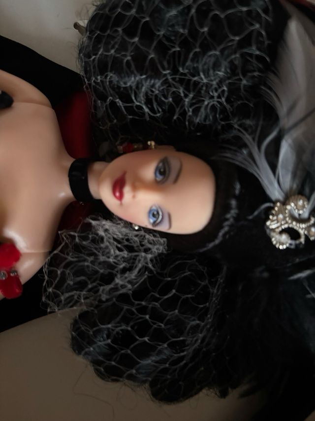 Barbie Masquerade Gran Galà Collection “Illusion”