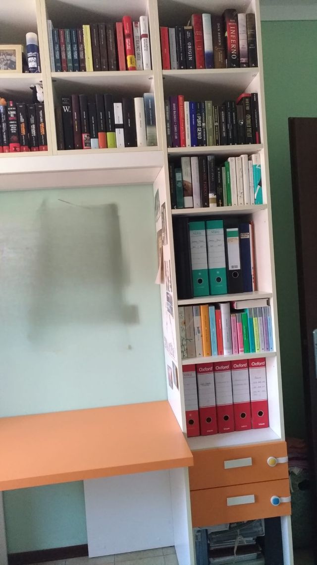 Libreria con scrivania