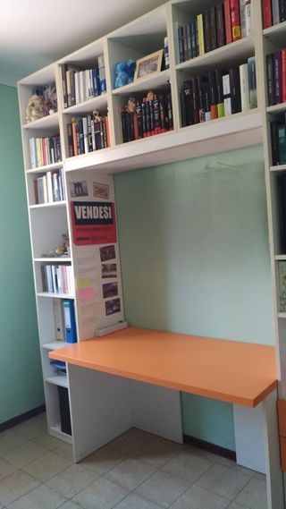 Libreria con scrivania