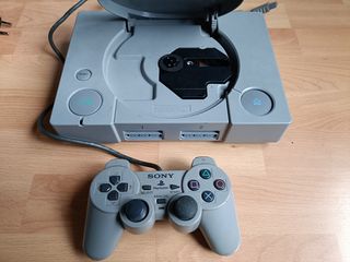 CONSOLA PLAYSTATION +JUEGOS+ MANDO 