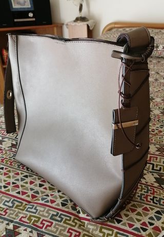 Borsa a tracolla Carpisa marrone