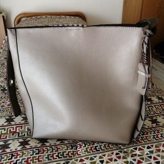 Borsa a tracolla Carpisa marrone