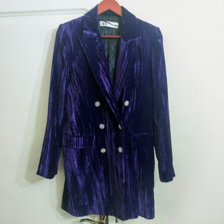 Vestido - chaqueta de terciopelo de Zara