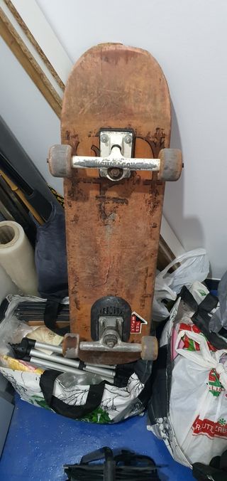 Monopatín de madera
