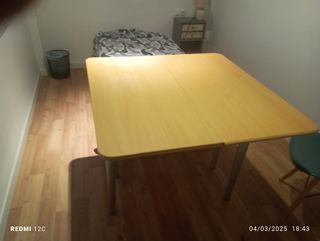 Mesa de cocina plegable y extensible 