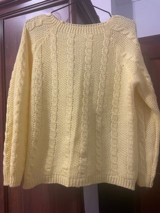 Jersey amarillo claro de lana echo a mano