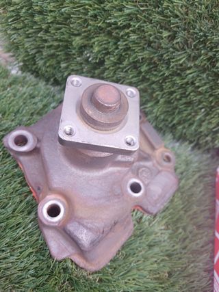 Bomba y correa ford transit 1997