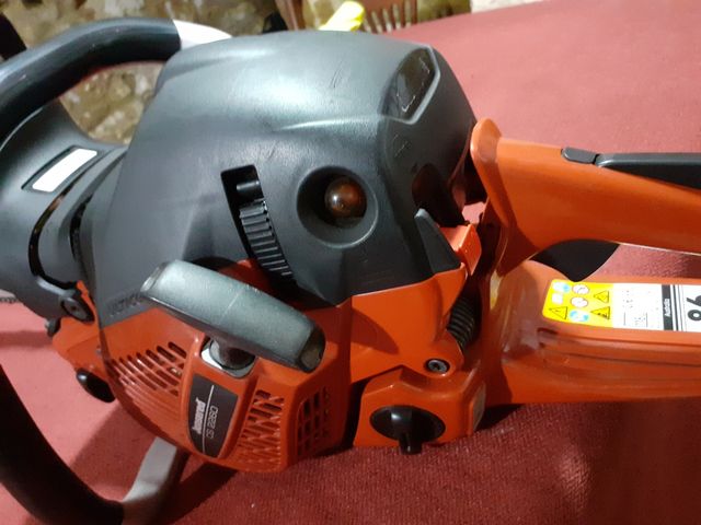 Jonsered  Moto sierra 