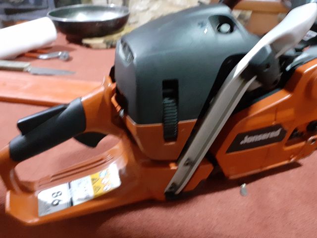 Jonsered  Moto sierra 