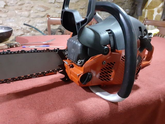 Jonsered  Moto sierra 