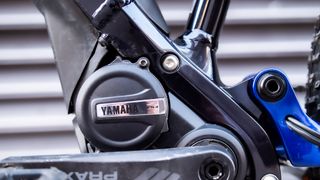 YAMAHA Moro 07 Talla L