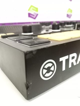 CONTROLADORA TRAKTOR KONTROL S4 MK3