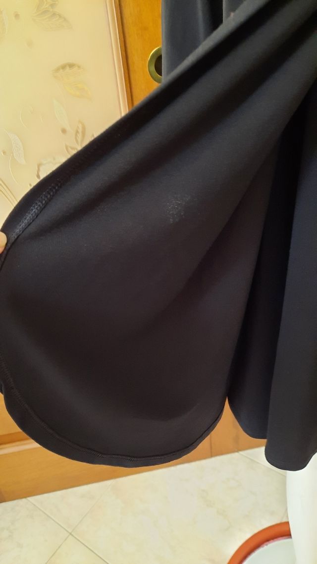 Abito  elegante con volant