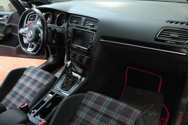 Volkswagen Golf 2014 PERFORMANCE