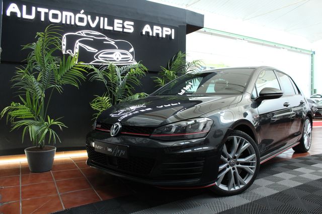 Volkswagen Golf 2014 PERFORMANCE