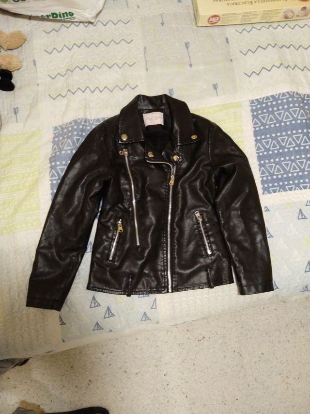 Chaqueta de cuero de niña