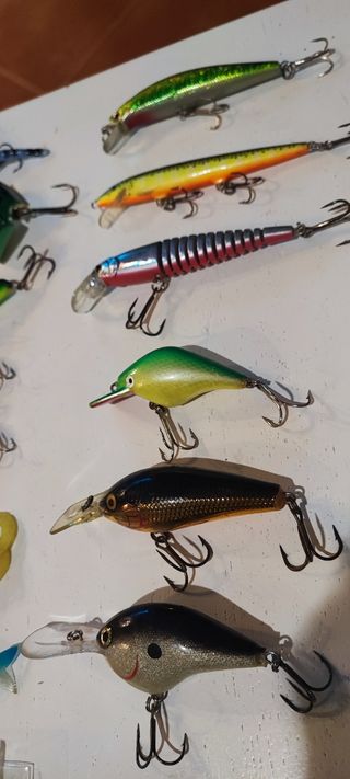 Lote señuelos para pesca de black bass.