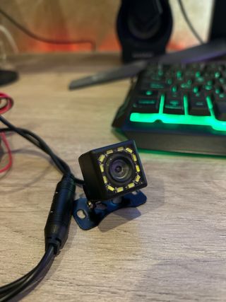 Cámara trasera coche y Monitor 4’’