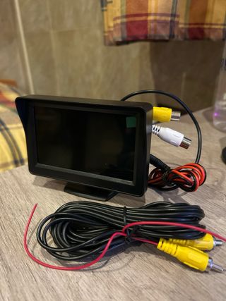 Cámara trasera coche y Monitor 4’’