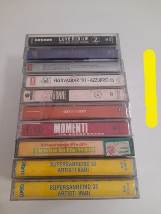 Musicassette lotto 10 pezzi sanremo e vari