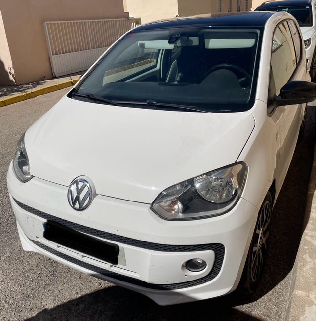 Volkswagen up! 2013