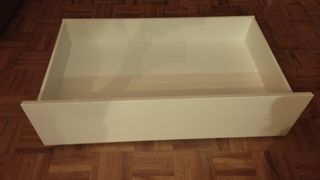 Cajón- bajo- cama blanco 