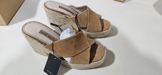 Sandalias cuña número 37