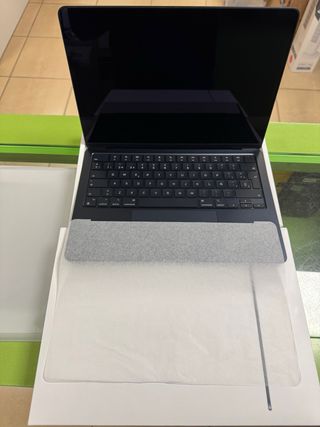 Macbook Air M2 13,6" 8GB 256GB A2681 