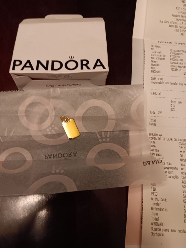 Pendente Pandora completamente nova