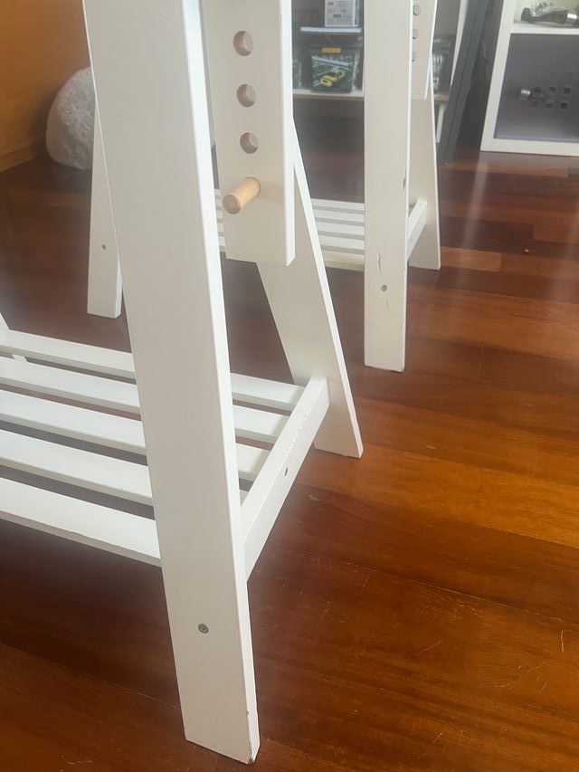 Caballetes MITTBACK de IKEA - Blancos y Regulables