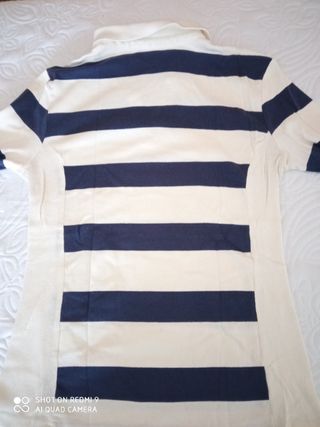 Camisa/ Polo Tommy Hilfiguer.