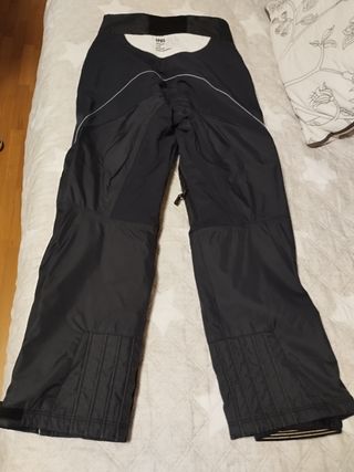 Oportunidad!! Pantalón marca muy buena