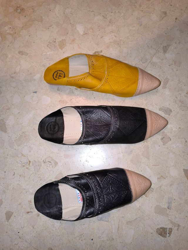 Babucha estilo árabe de cuero