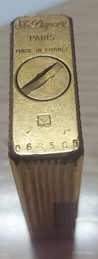 Encendedor ST Dupont bañado en oro