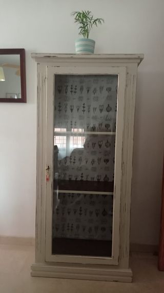 vitrina con cristal