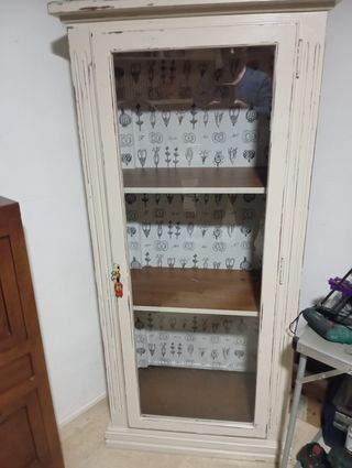 vitrina con cristal
