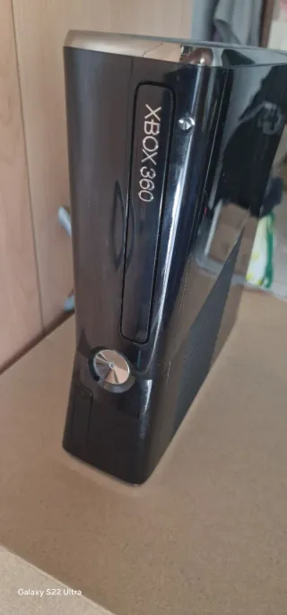 Xbox 360 Slim 250GB