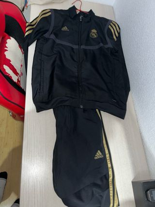 Chandal real madrid de paseo temporada 19/20