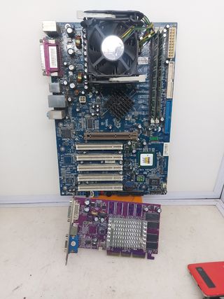 PLACA BASE DE ORDENADOR ANTIGUO 