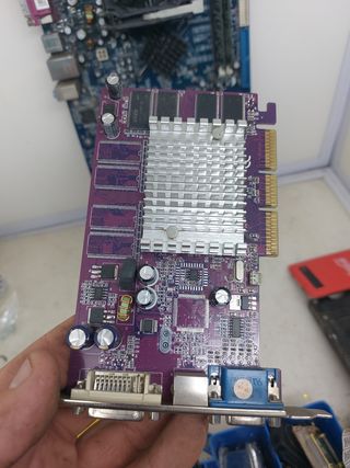 PLACA BASE DE ORDENADOR ANTIGUO 