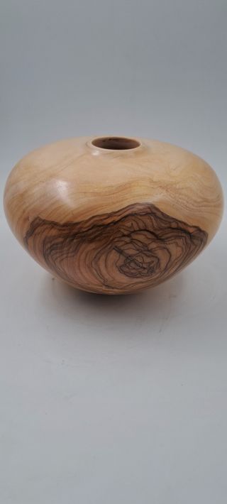 Vasetto in legno di ulivo 
