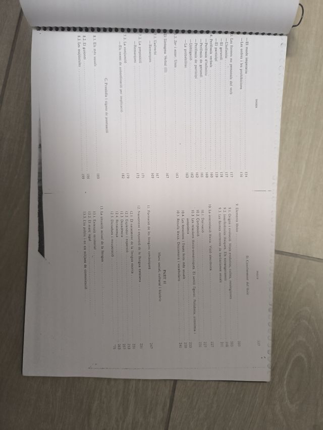 Llibre de llengua elemental i mitjà