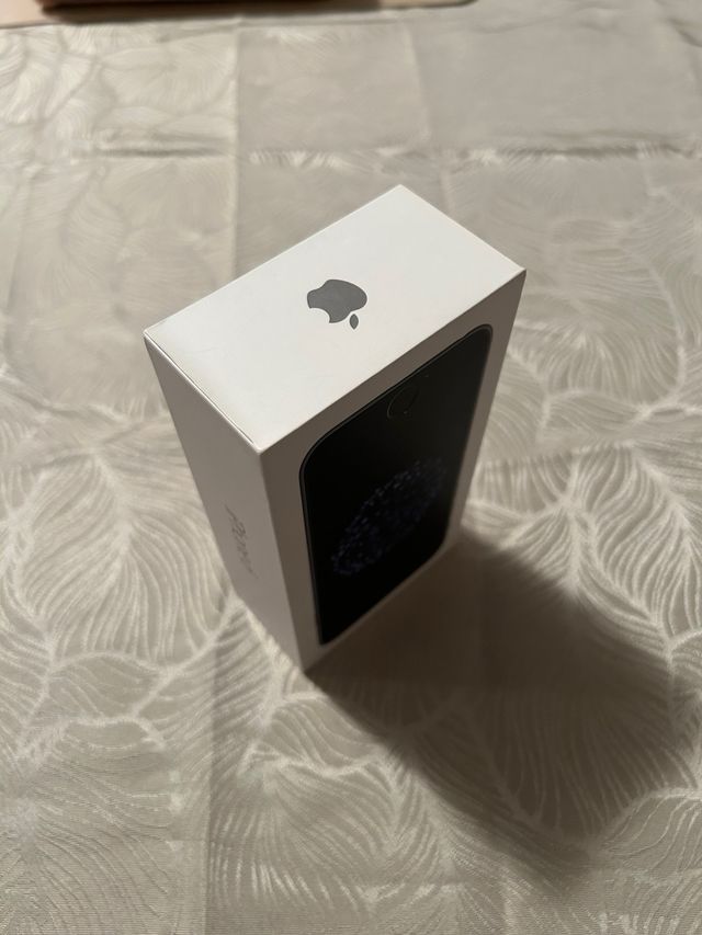 Caja Iphone 6 16GB 2015