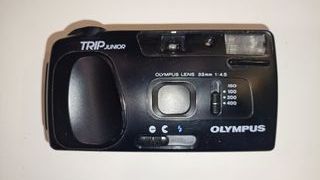 CAMARA DE FOTOS OLYMPUS TRIP JUNIOR 33mm 1:45